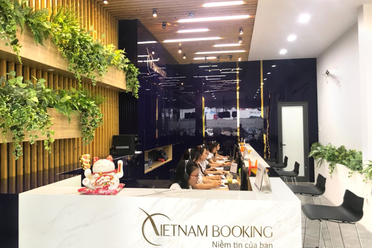 Vietnam Booking – reliable Ha Giang Loop tour company. 