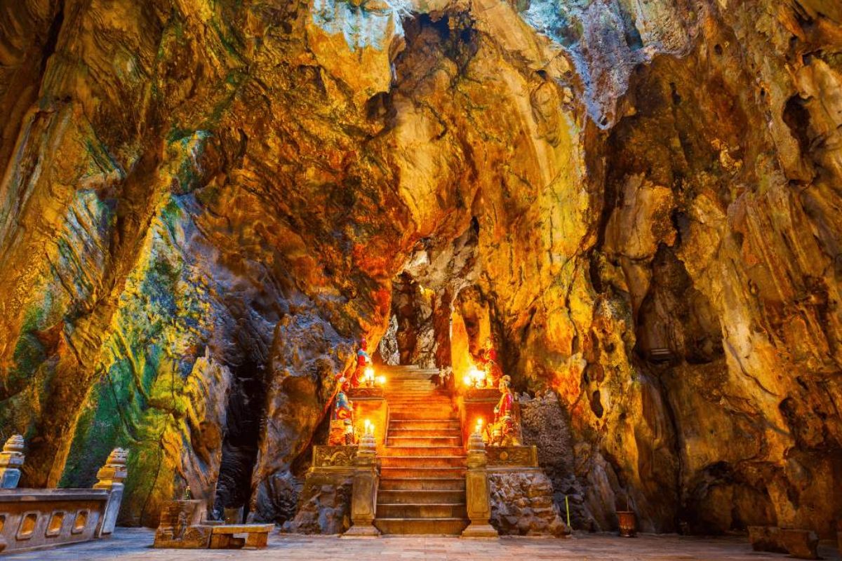 Vietnam Self-Guided Tour: Explore Thien Khong Cave in Ngu Hanh Son