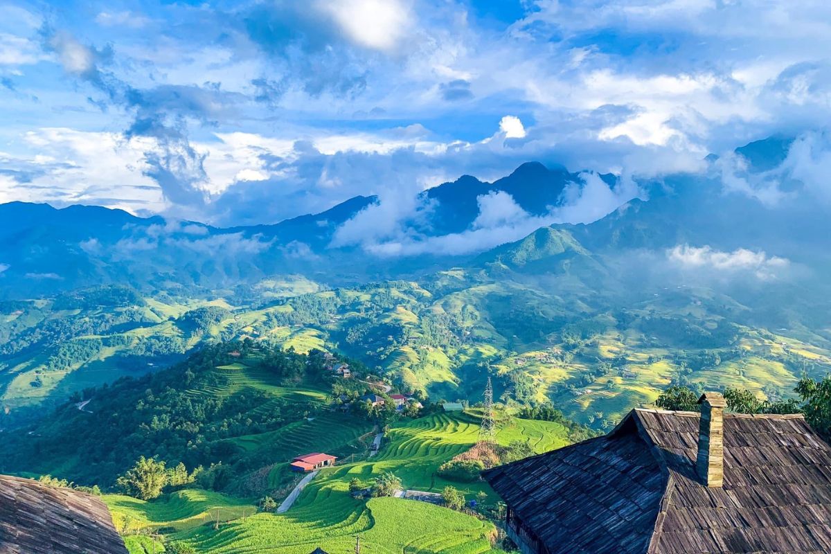November Weather in Sapa: Clear Skies, Misty Mountains