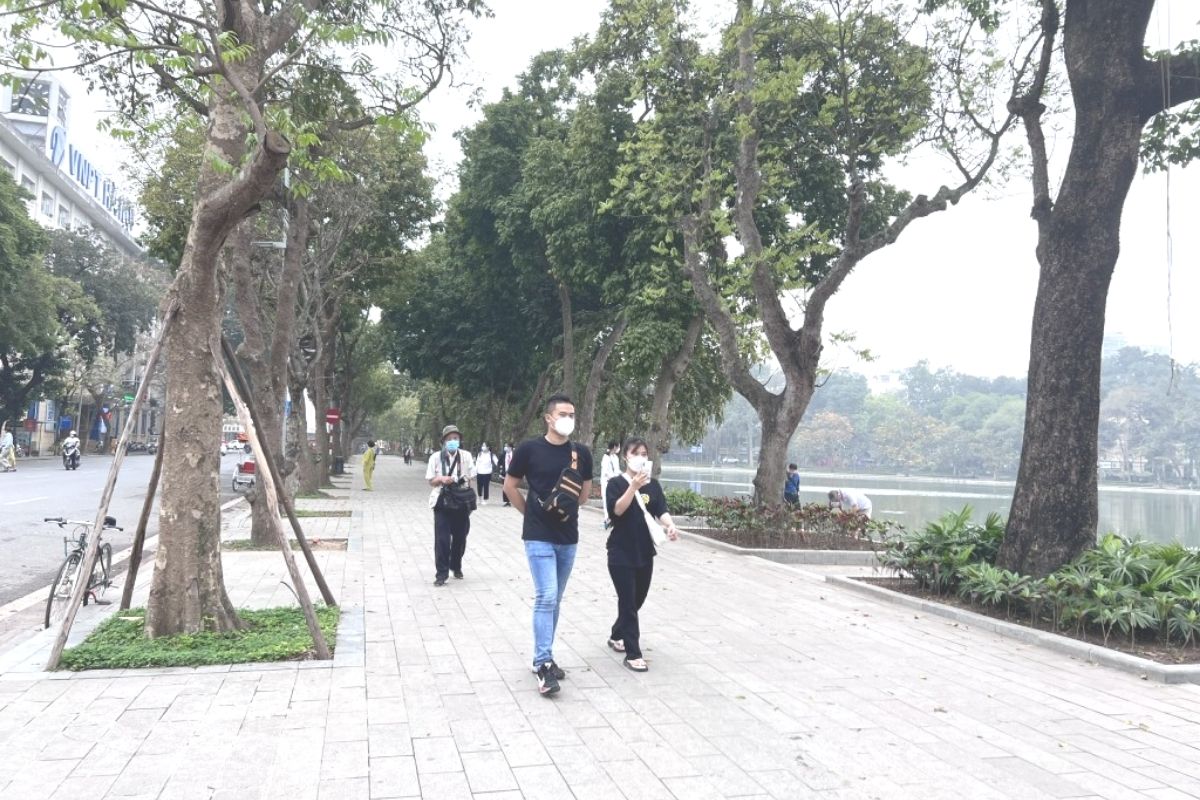 Stroll Hoan Kiem: perfect Hanoi day one