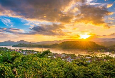 19. Luang Prabang – City Tour & Sunset on Mount Phousi