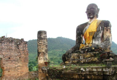 19. Muang Khoune (Plain of Jars Sites)