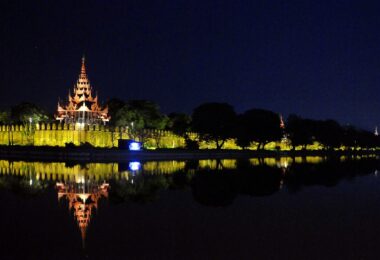 Mandalay-Palace-Package Tour