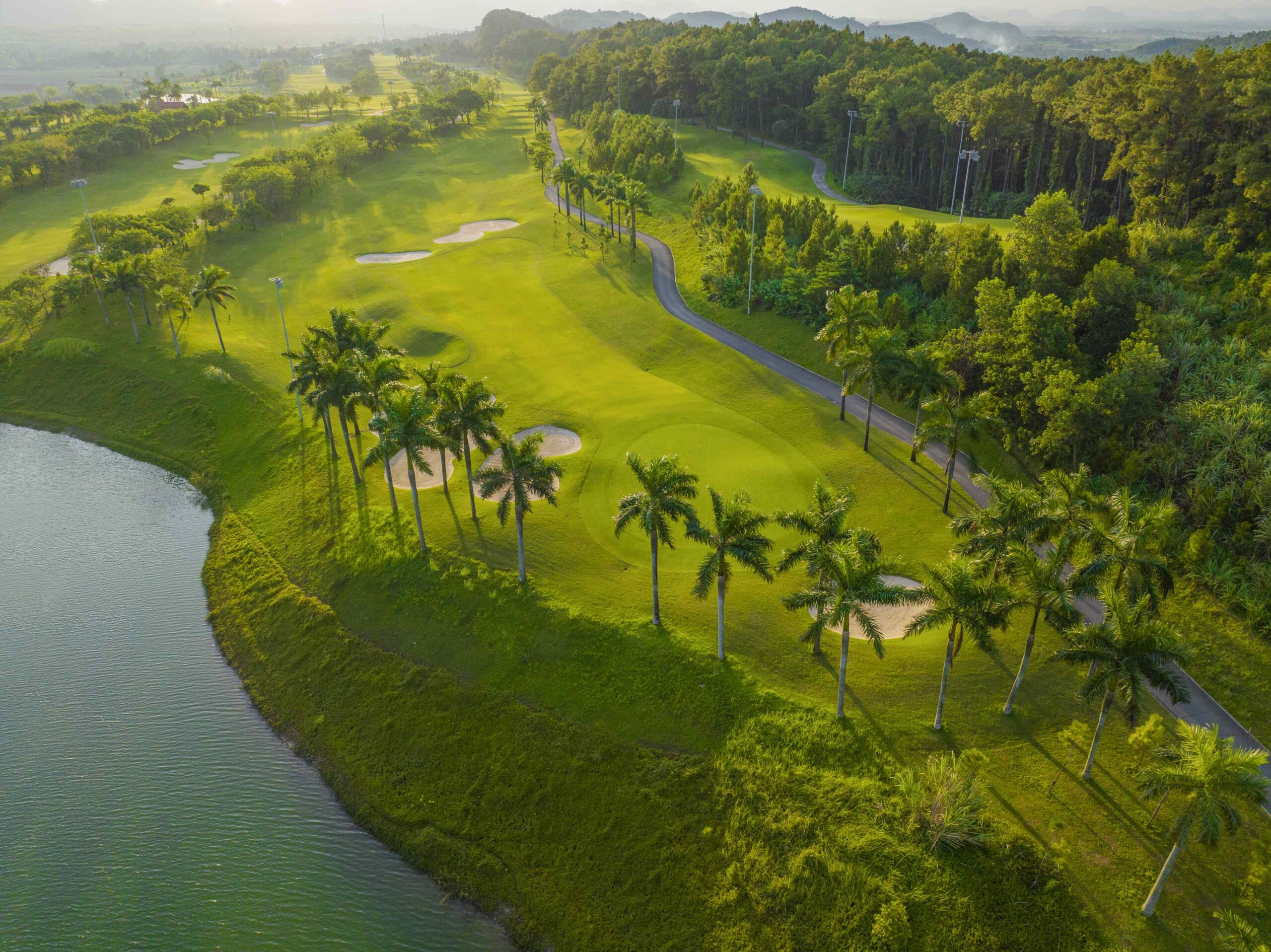 Golf tour in Ninh Binh