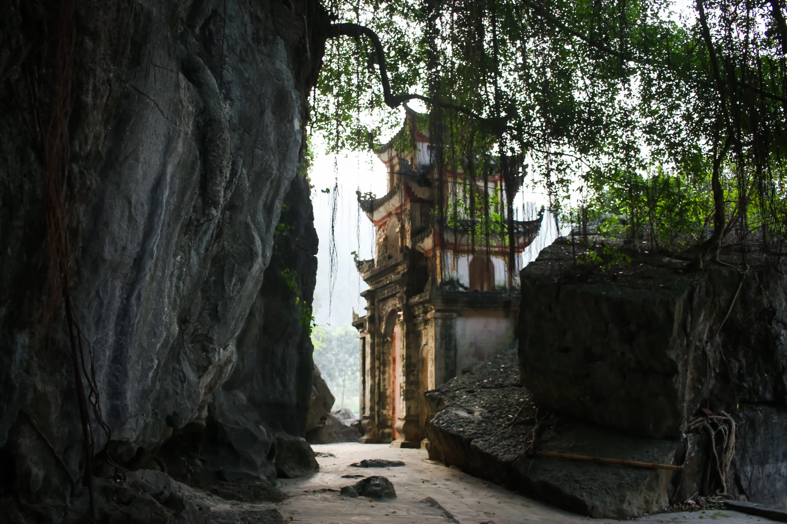 Bich Dong Pagoda, one of the most beautiful pagodas in Vietnam