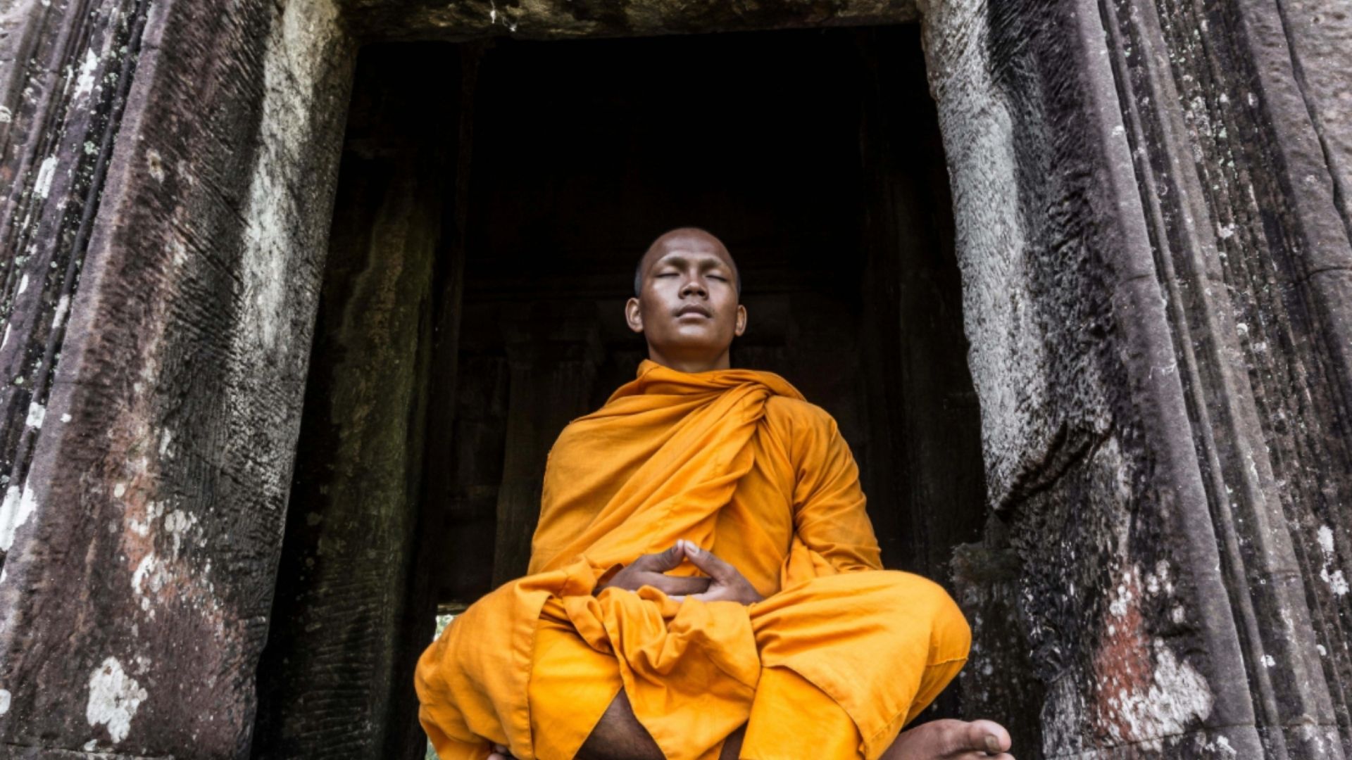 Serenity and inner peace – the precious spiritual beauty of the Land of Temples.